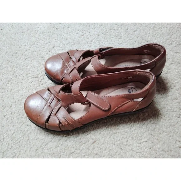 Clarks Collections Leather  Soft Cushion Shoes Womens US 7.5 Brown Mary Janes - Picture 4 of 6